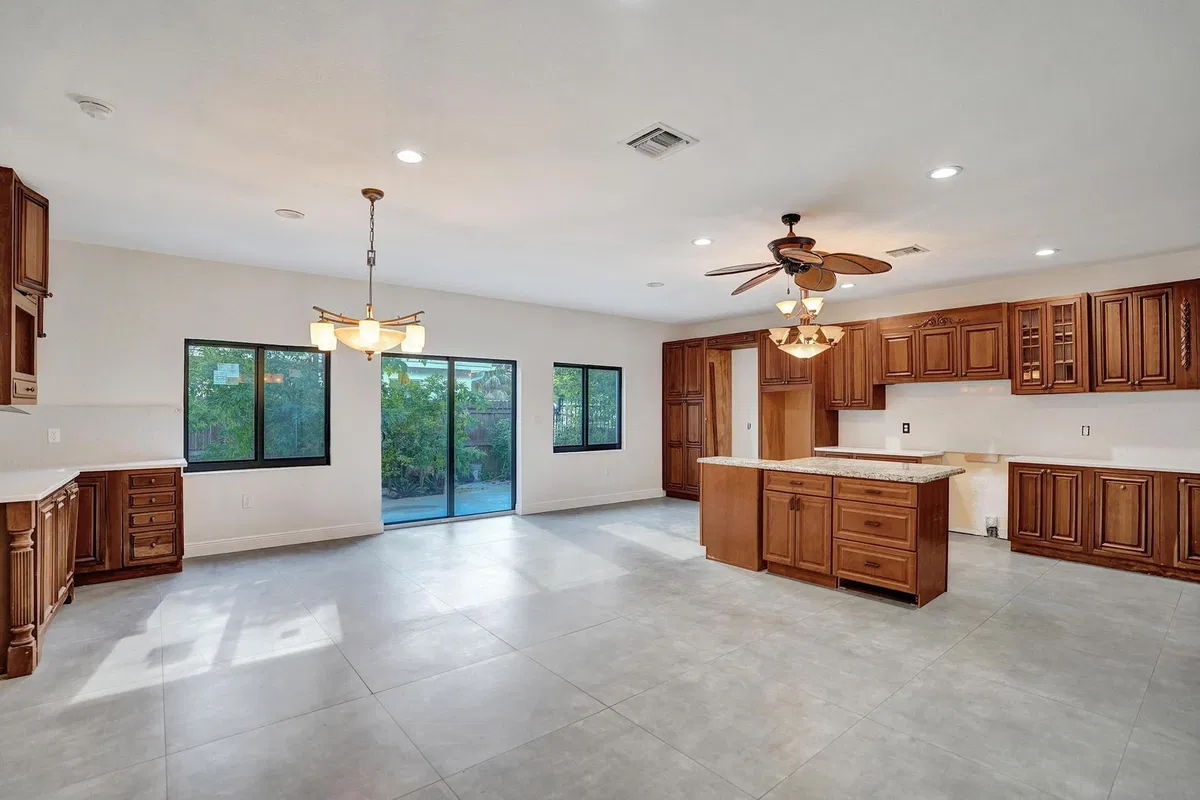 Residence photo 25