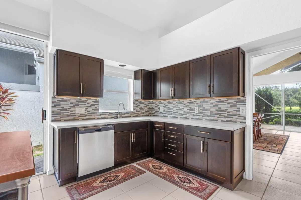 Residence photo 13