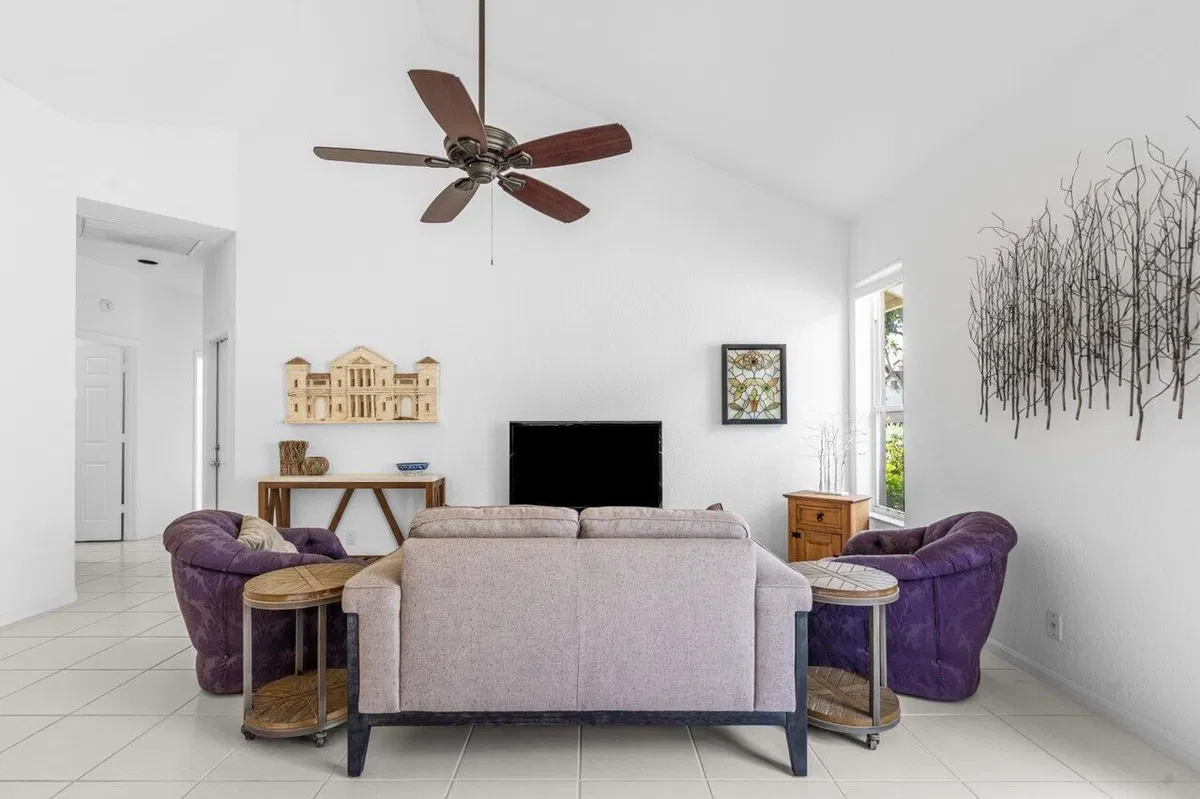 Residence photo 19