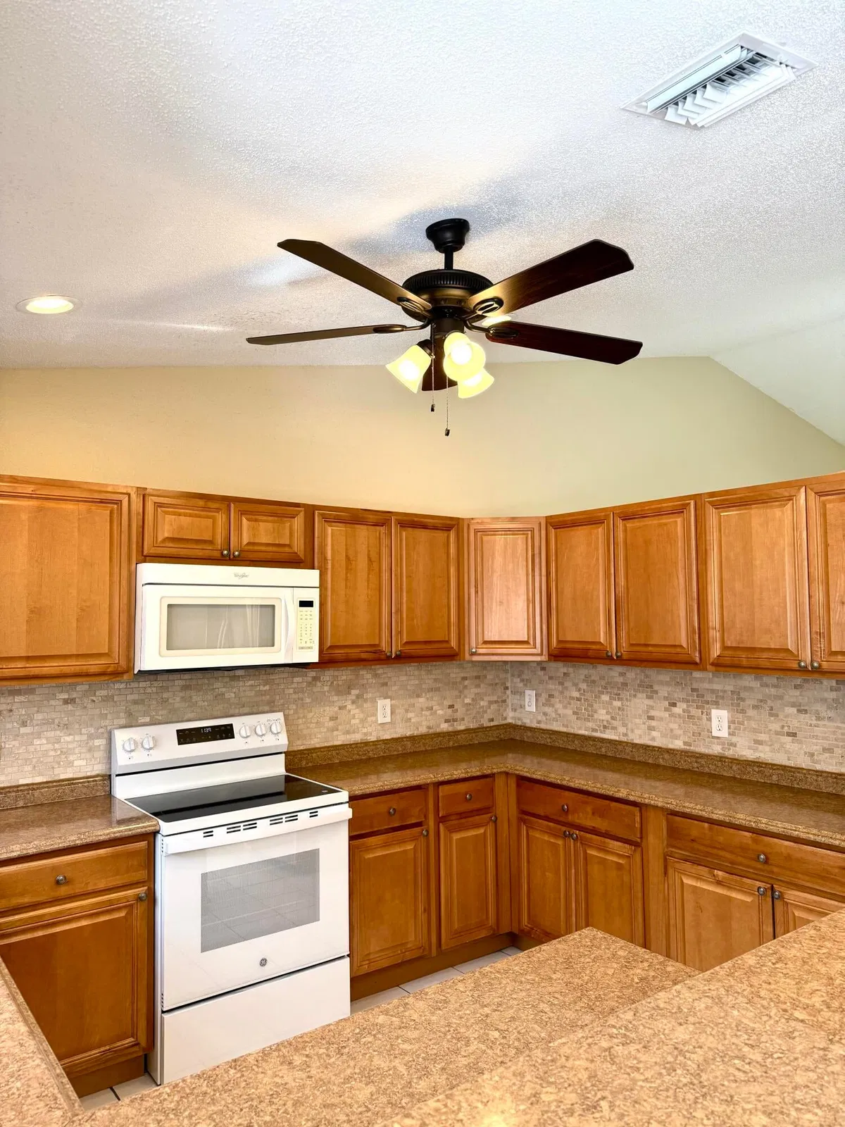 Residence photo 13