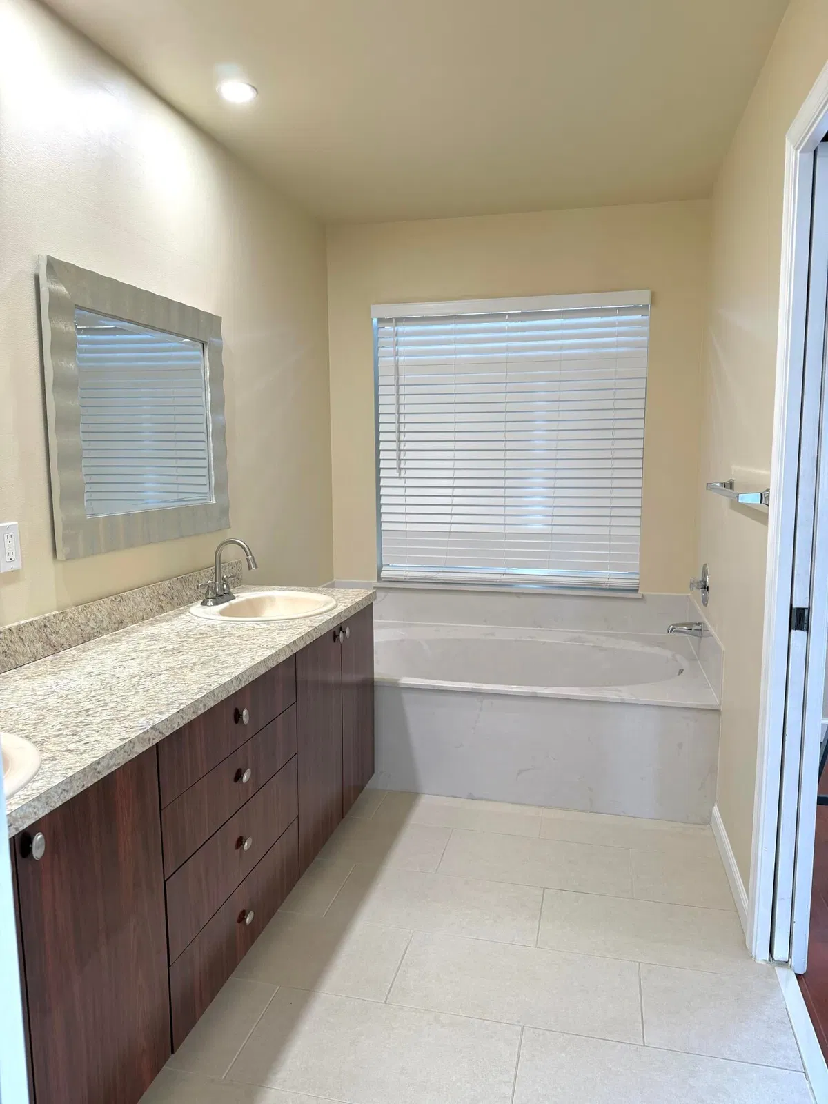 Residence photo 43