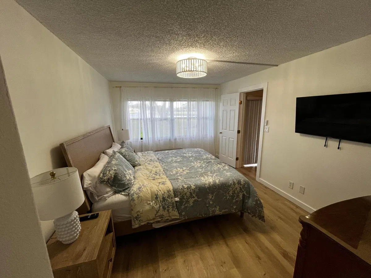 Eastpointe Country Club Unit 103 photo 7