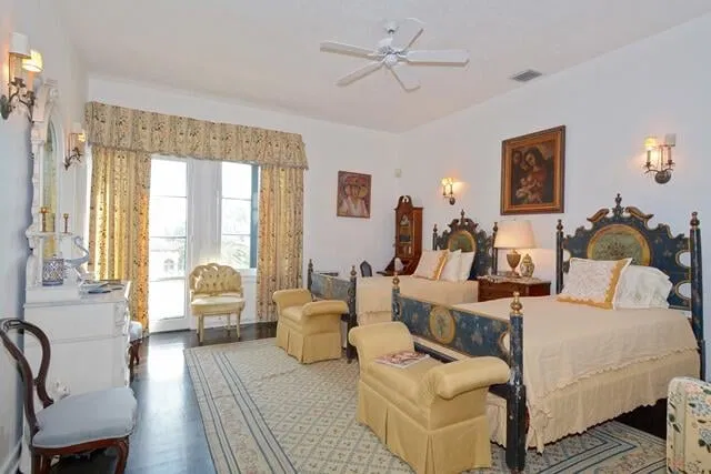 Estate Section Palm Beach Residence photo 25
