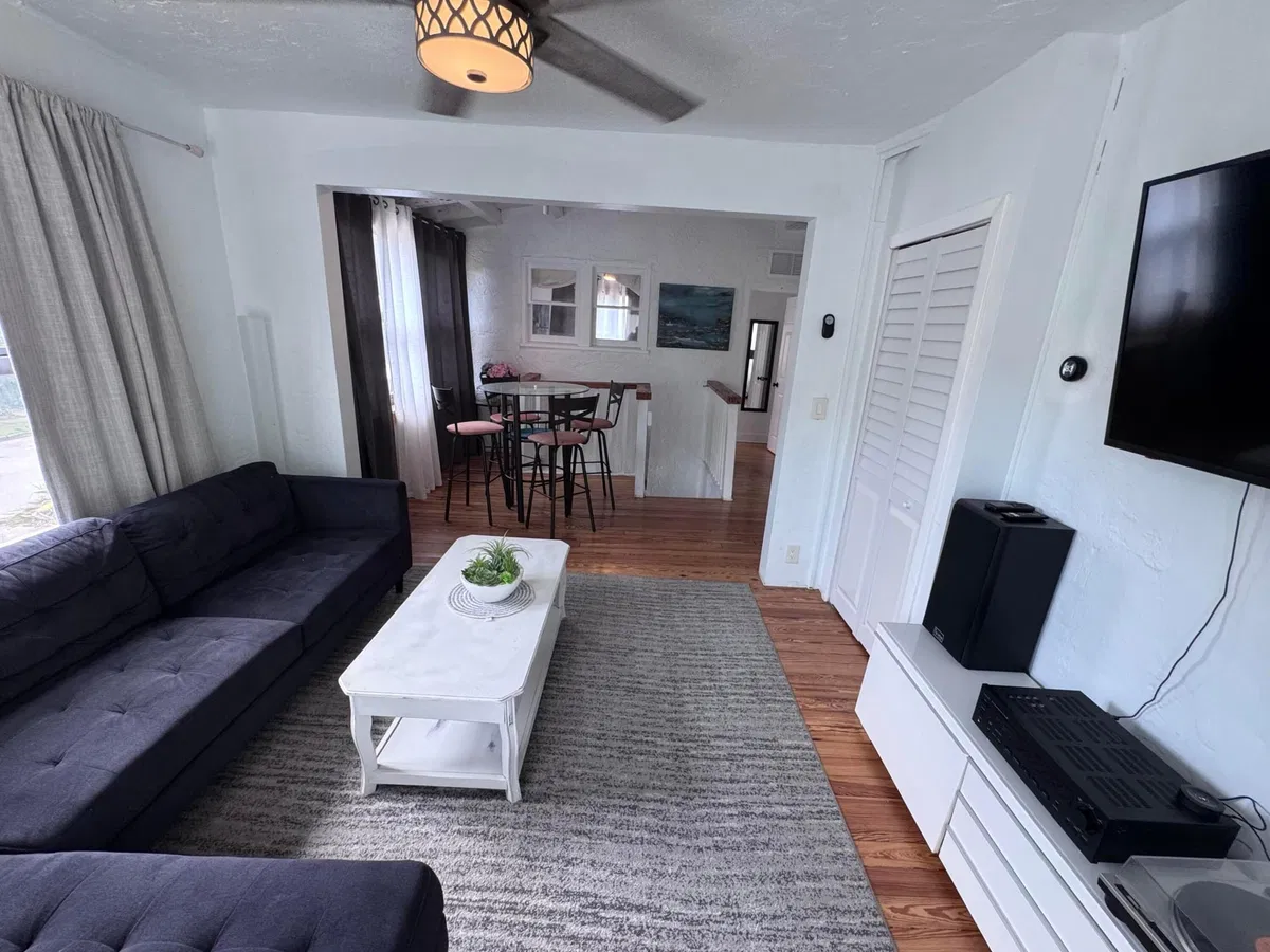 Old Northwood Residence photo 4