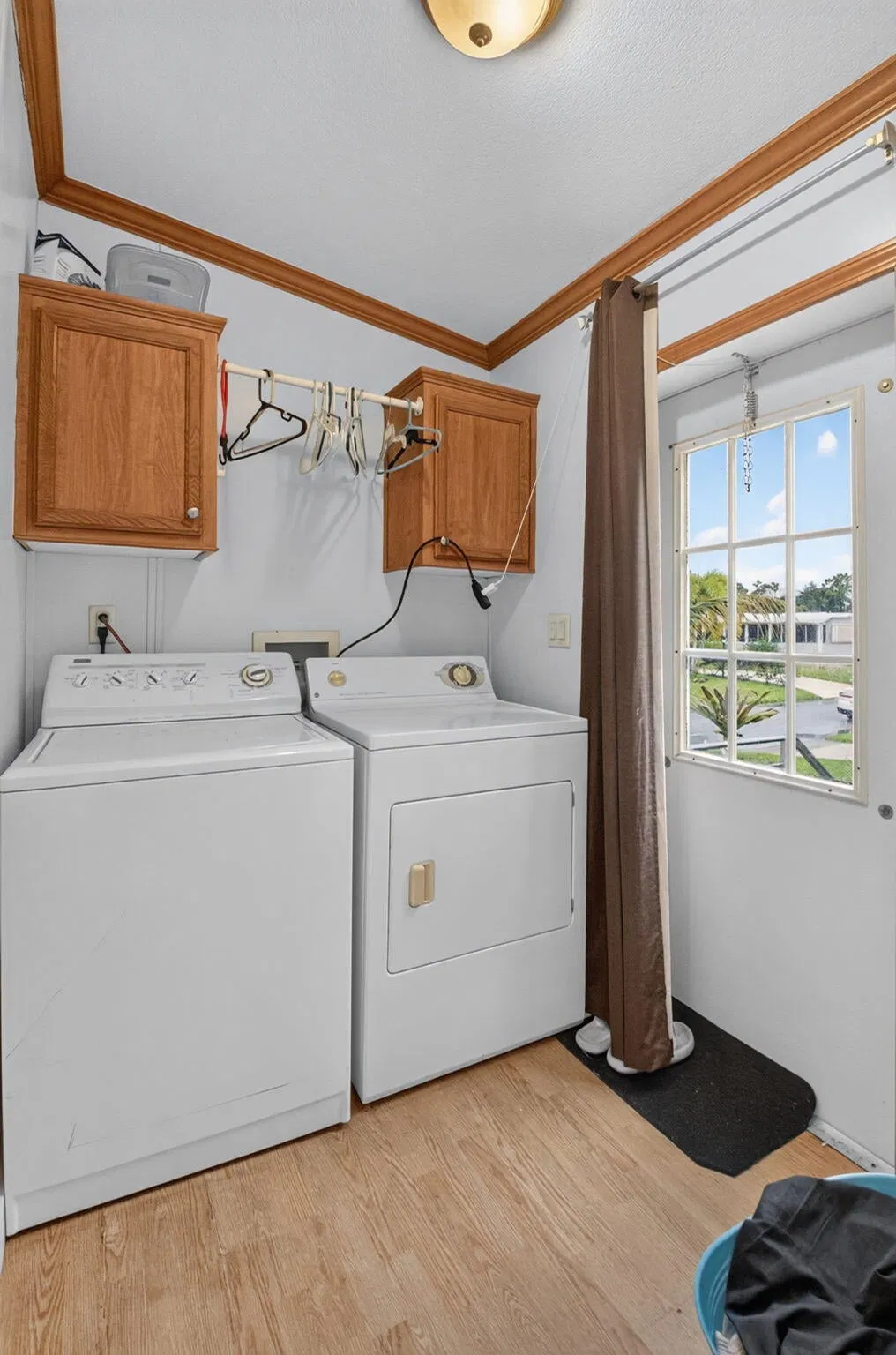 Unit 33 photo 22