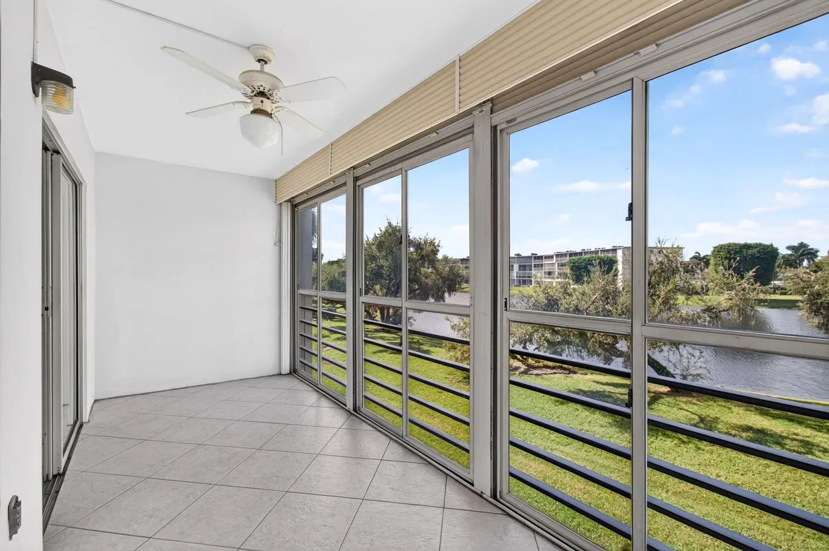  Residence photo 46