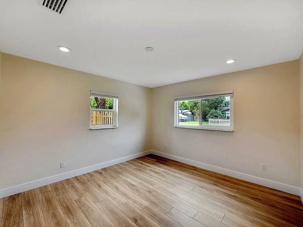 Residence photo 10