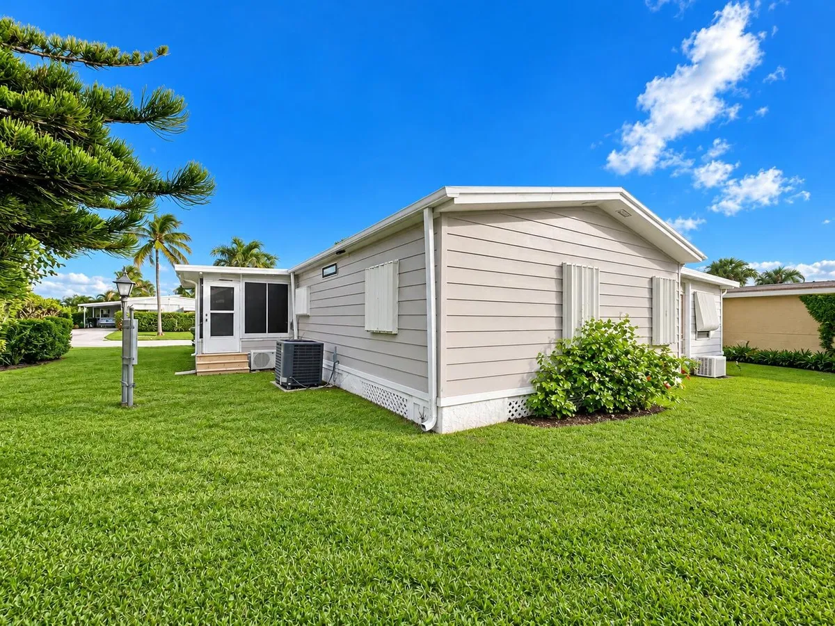Residence photo 4
