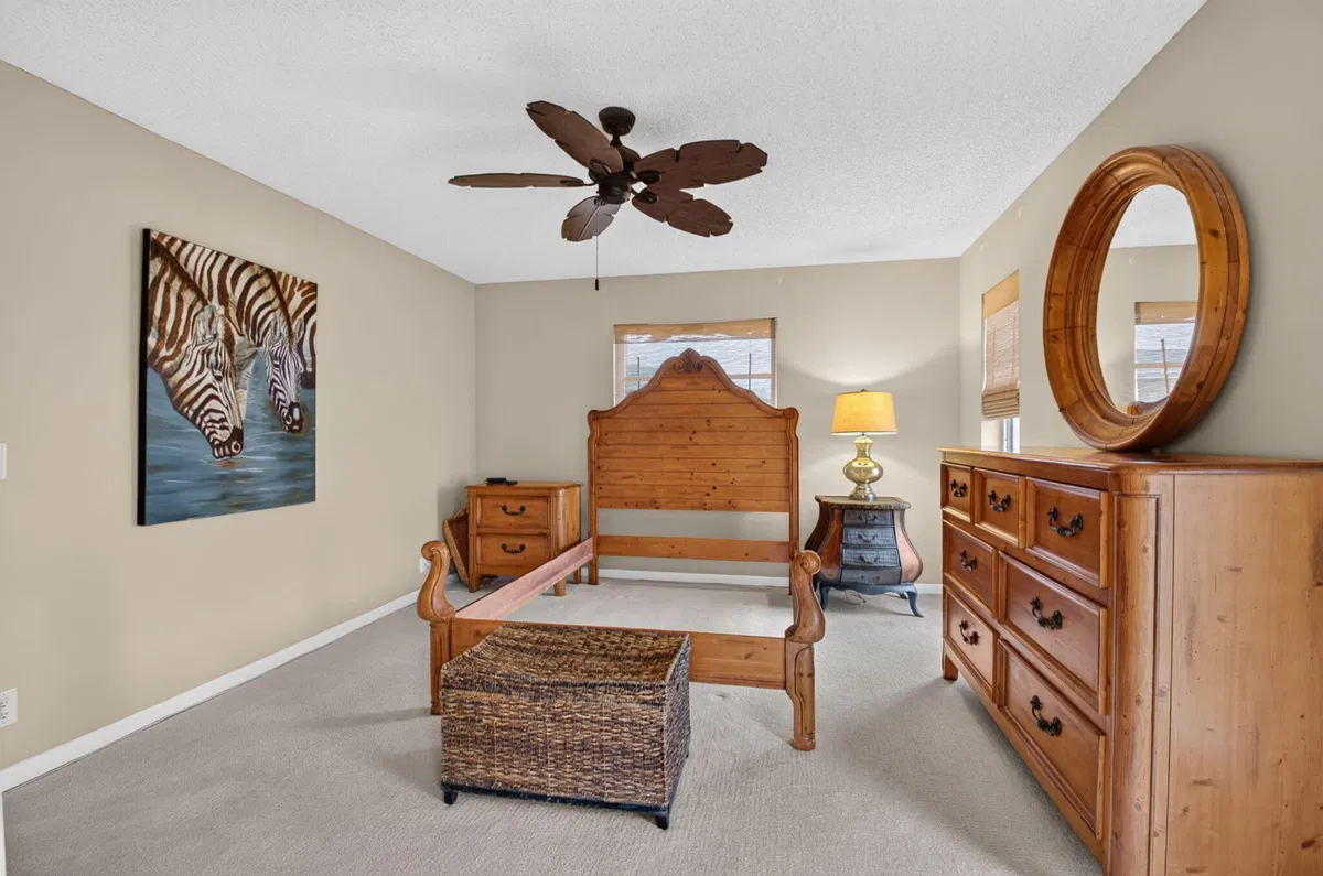 Residence photo 25
