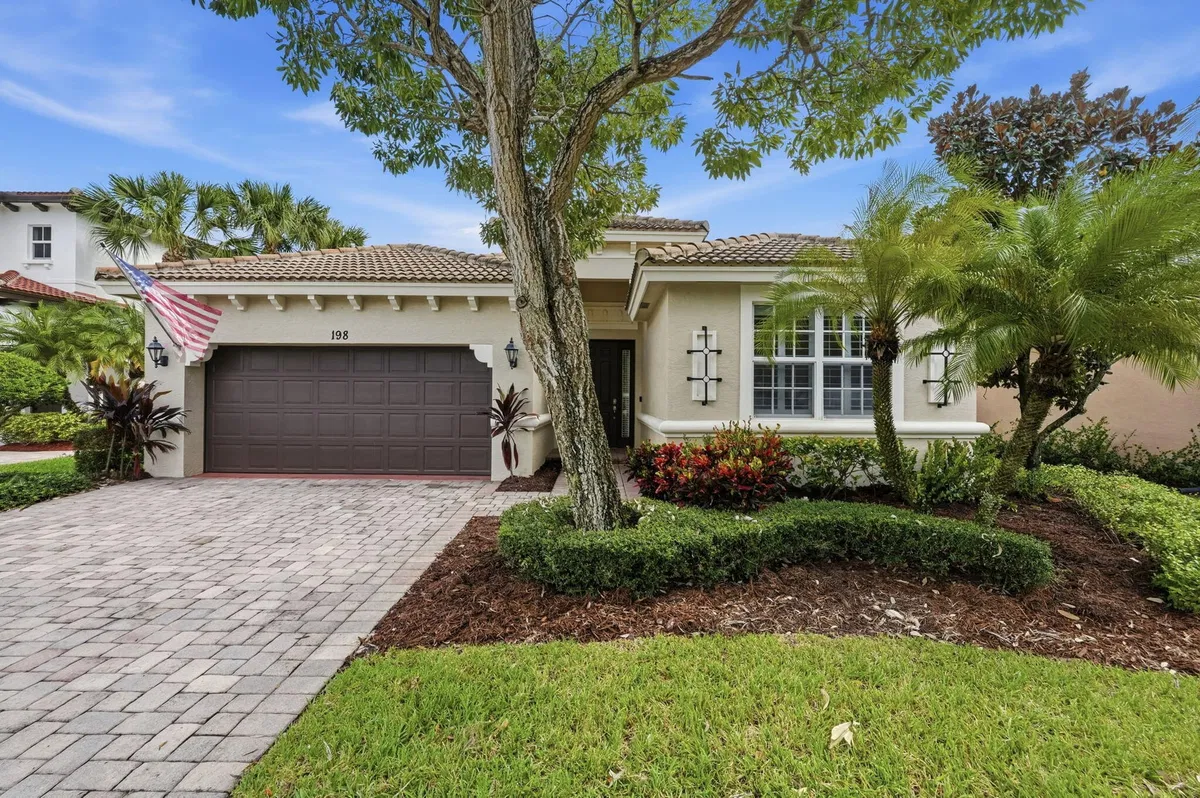 Rialto Jupiter Residence
