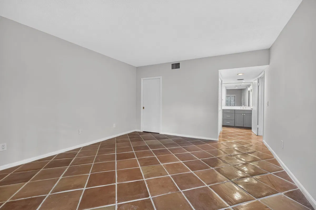 Tennis Lodges Wellington Unit 416 photo 22
