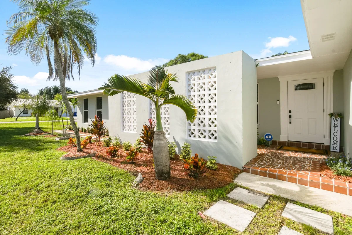 Residence photo 4