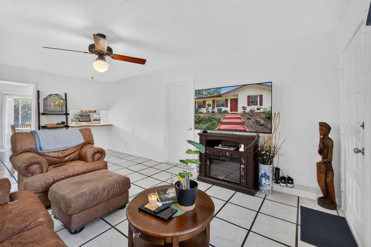 Residence photo 7