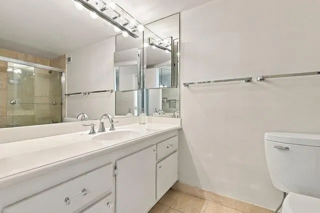  Unit 1208 photo 19