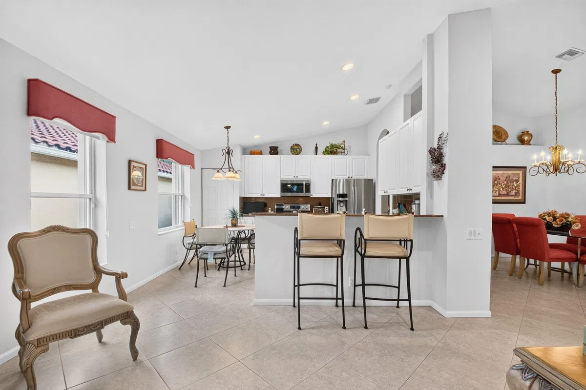 Residence photo 10