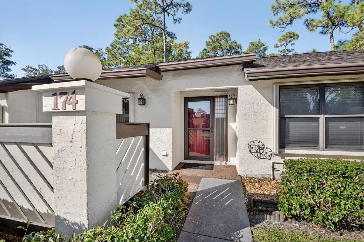 Residence photo 4