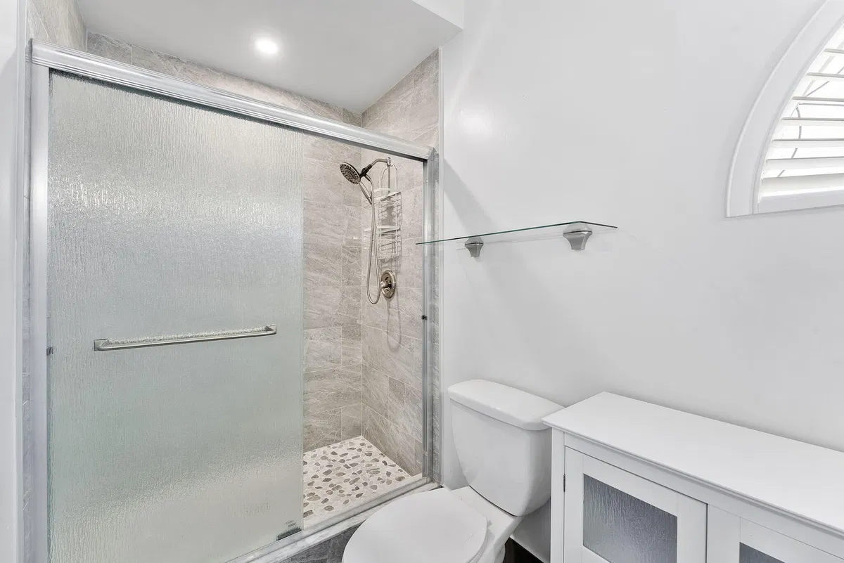 Residence photo 25