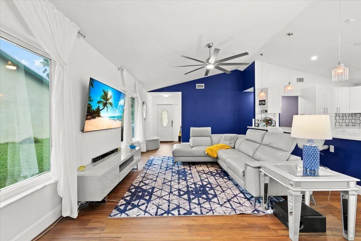 Residence photo 7