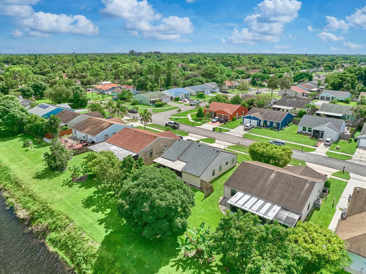  Residence photo 19