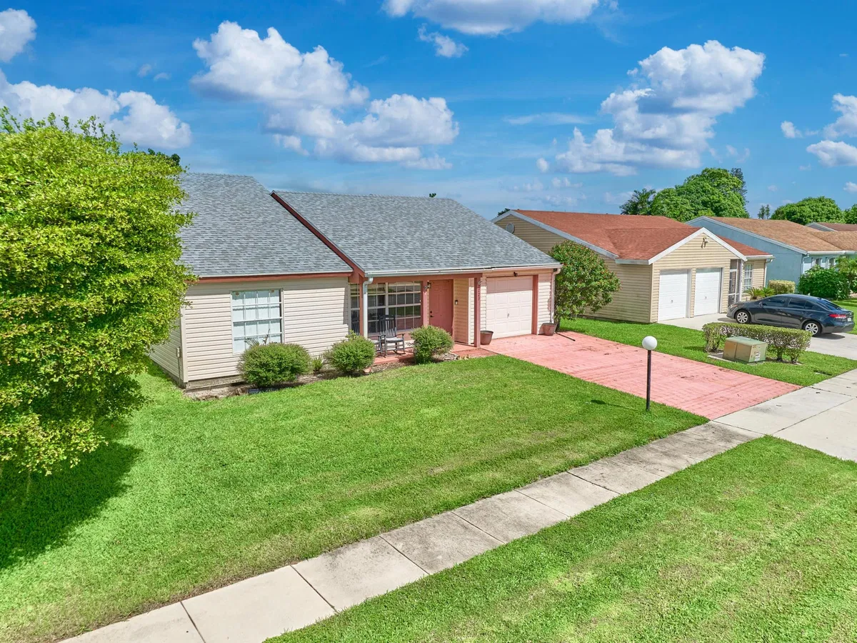  Residence photo 22