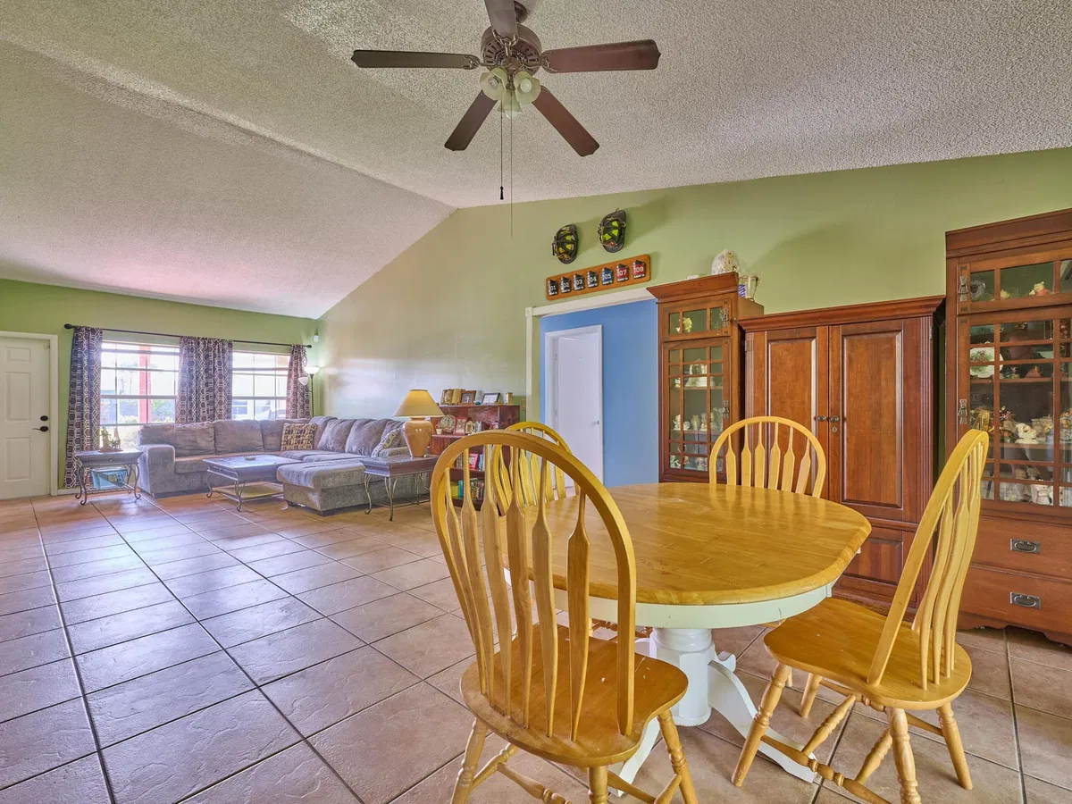  Residence photo 31