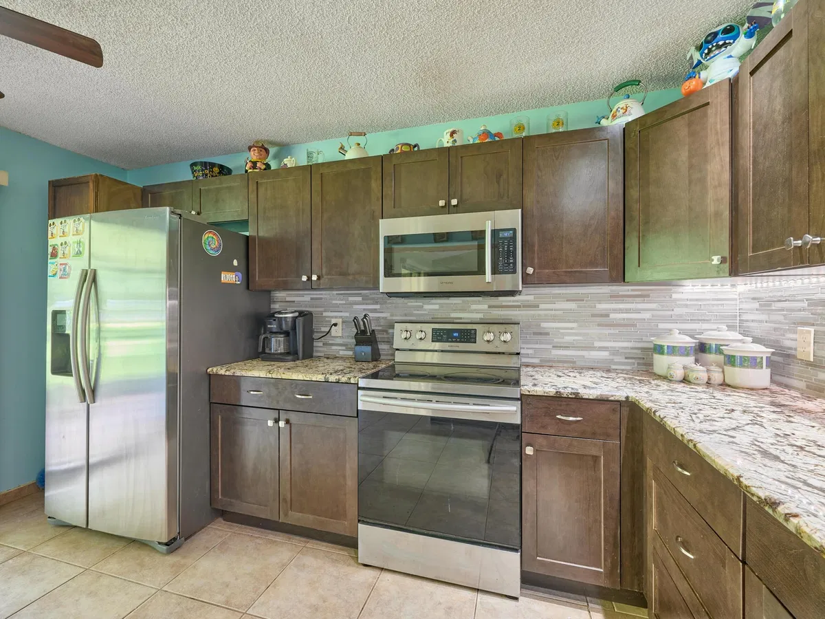  Residence photo 37