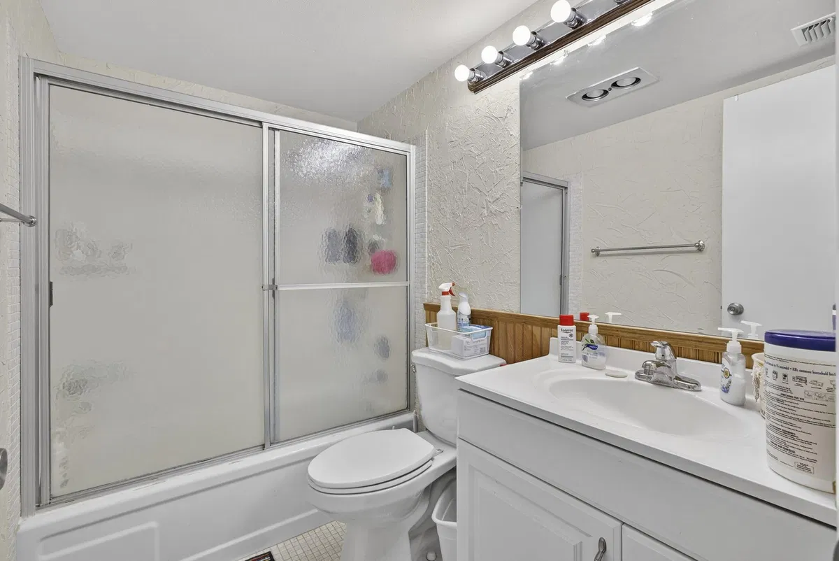 Residence photo 10