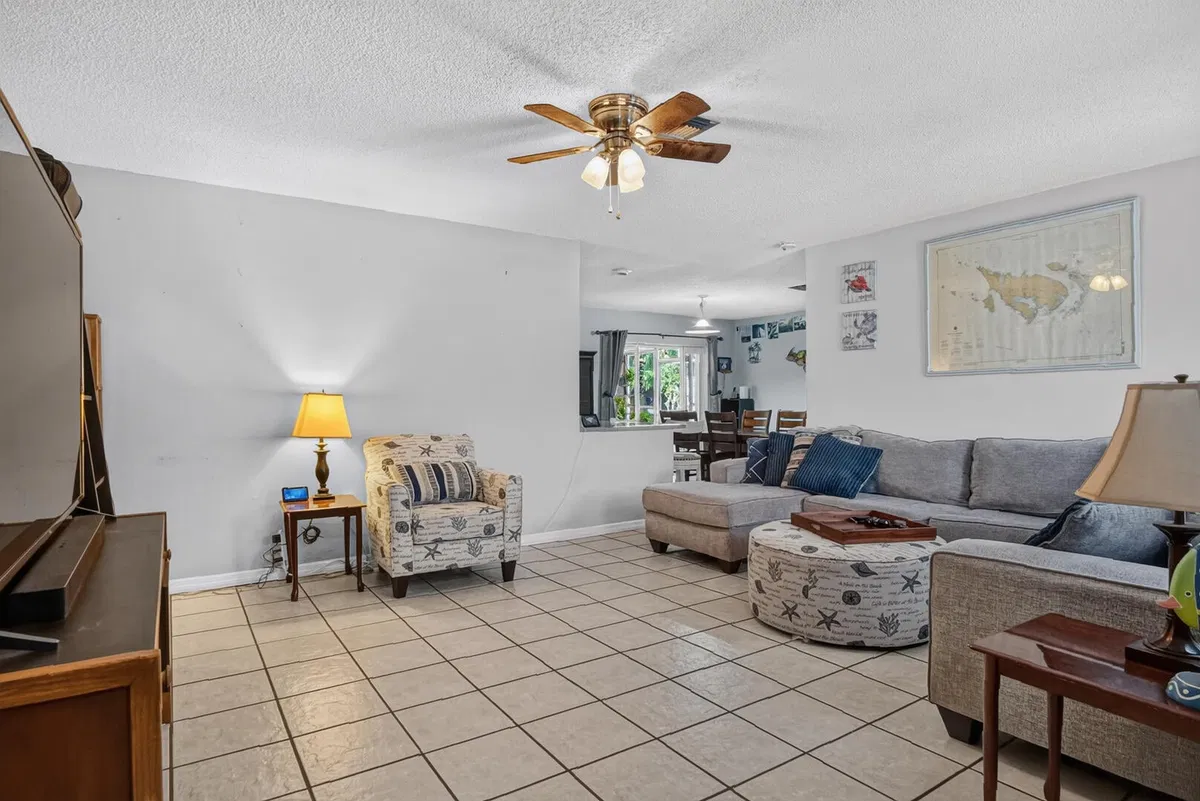 Residence photo 7