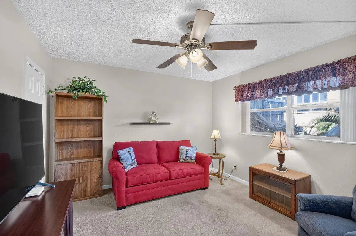  Unit 102 photo 22
