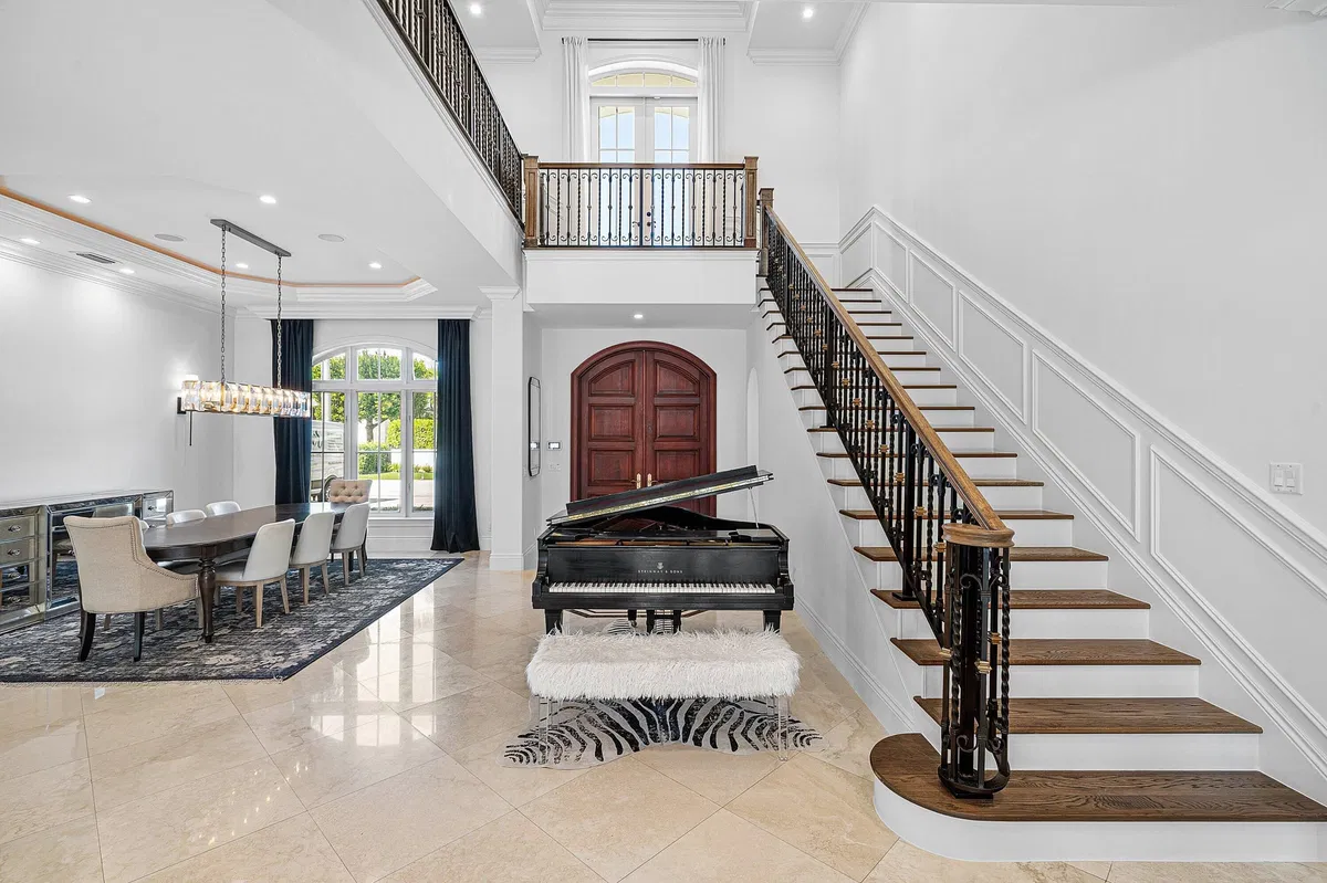 Golden Harbour Residence photo 10