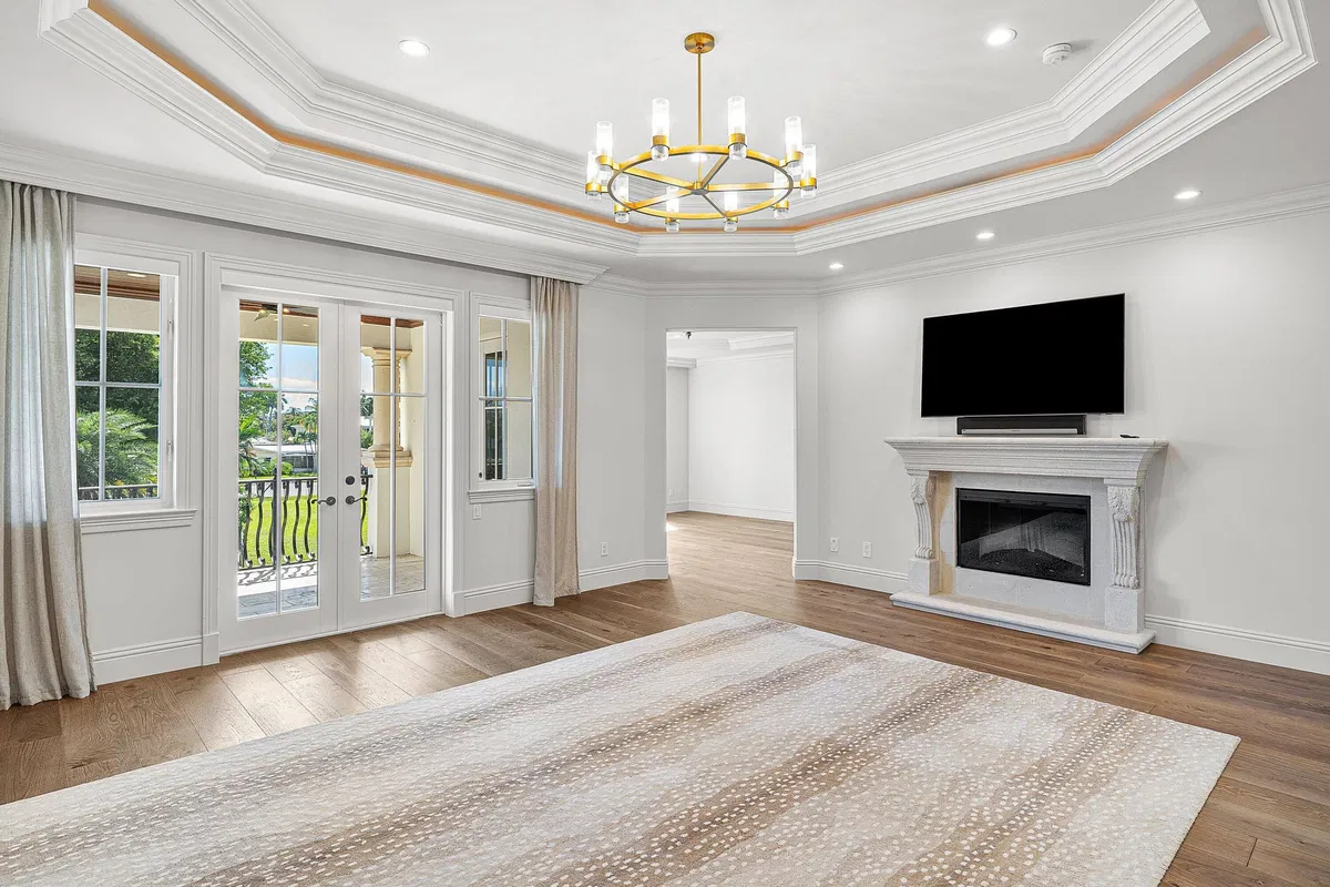 Golden Harbour Residence photo 46