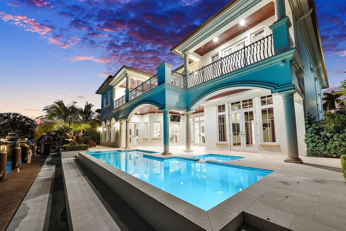 Golden Harbour Residence photo 85