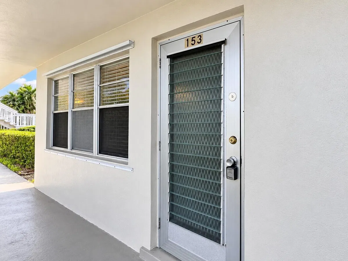 Residence photo 10