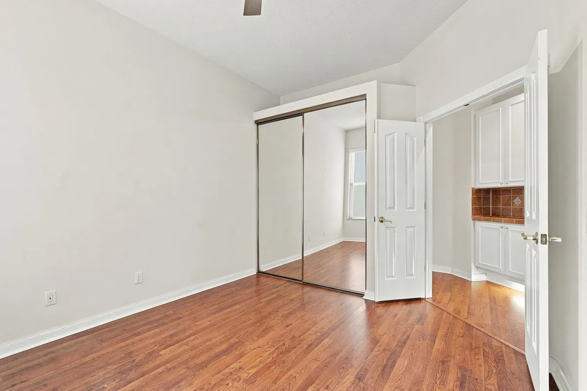 Residence photo 10