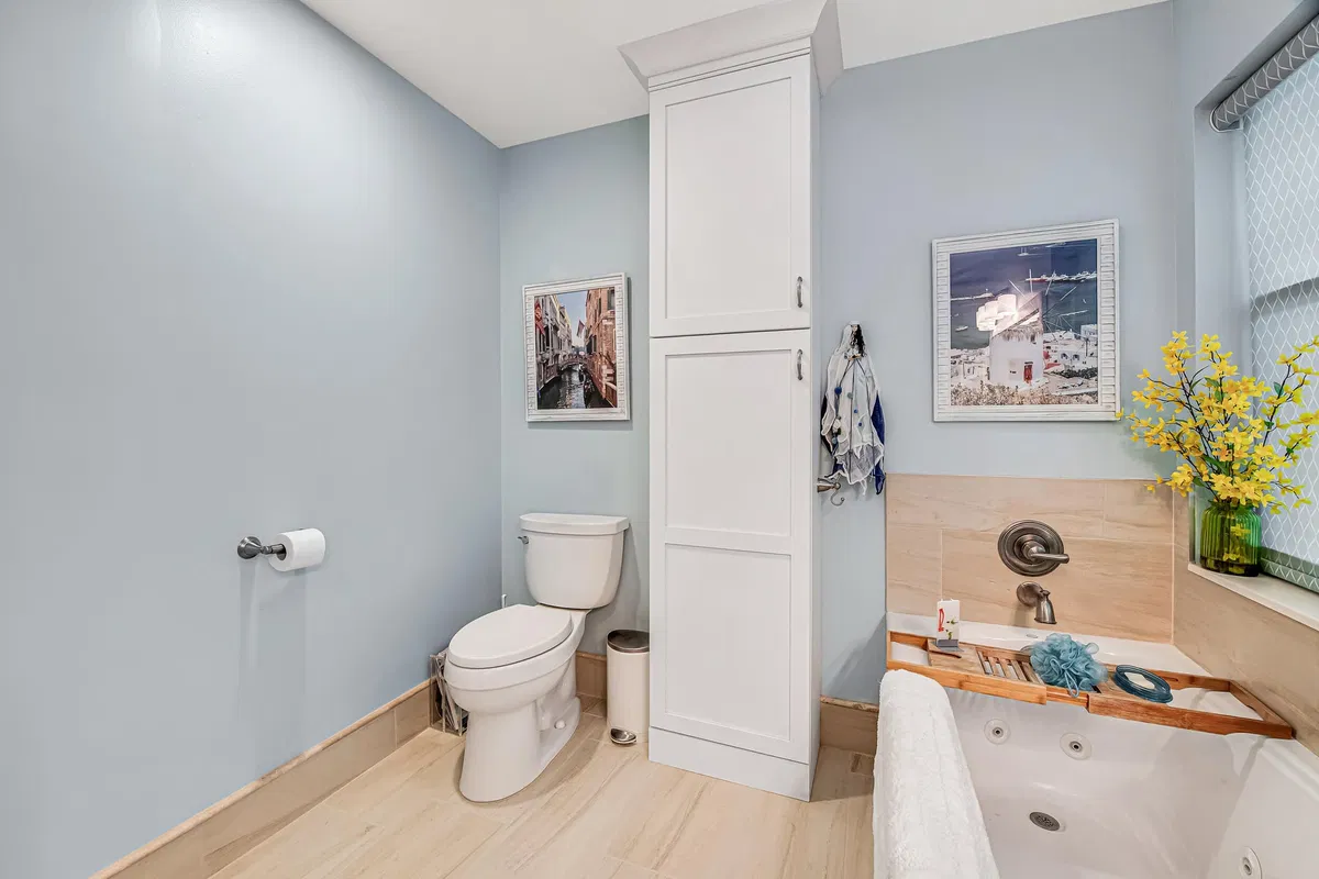 Residence photo 25