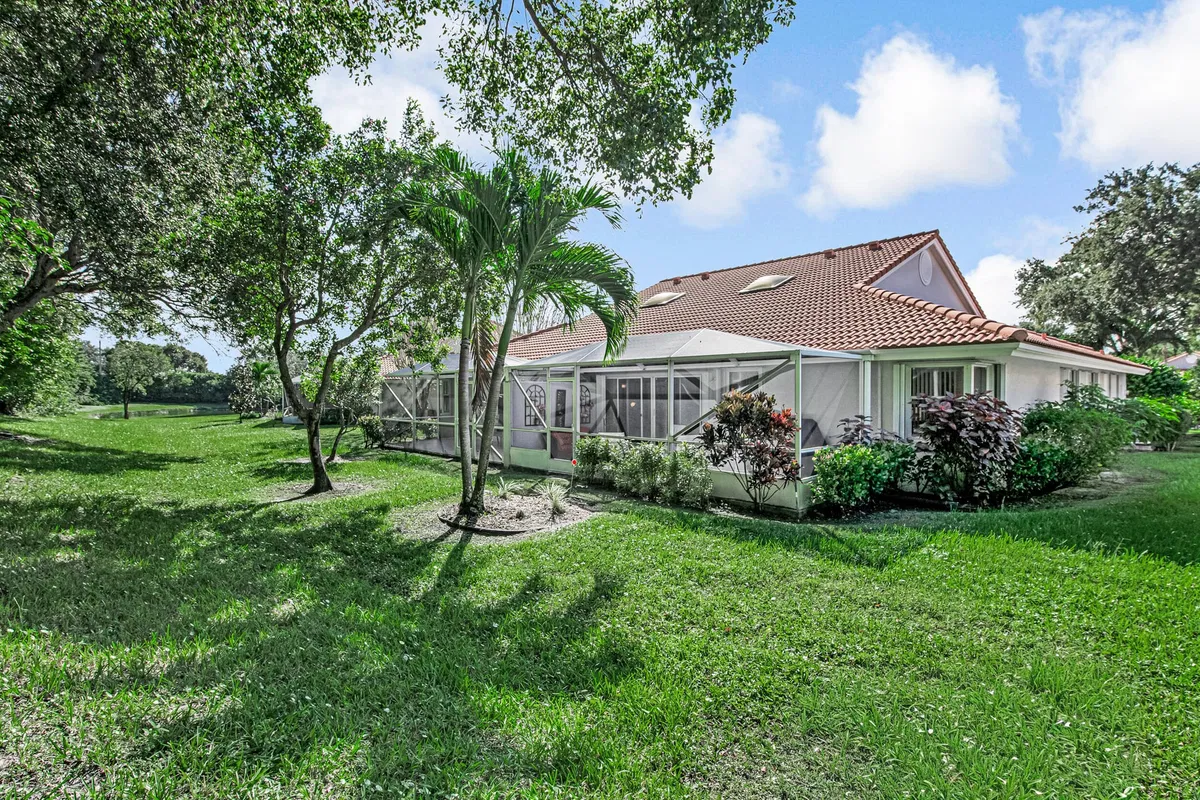 Residence photo 43