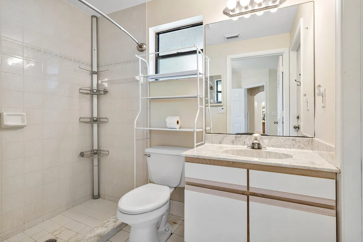 Residence photo 31