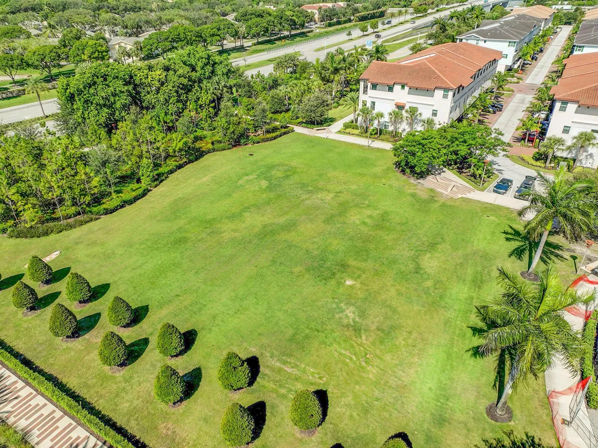 Alton Homes Palm Beach Gardens Residence photo 43