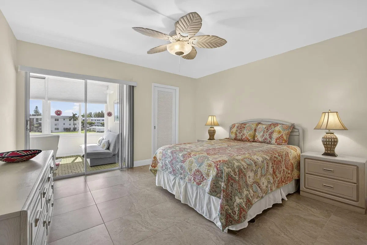 Residence photo 10