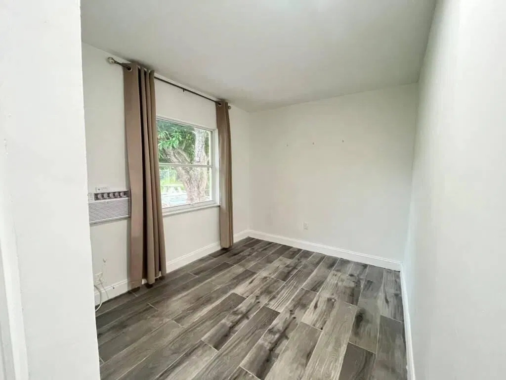  Unit 2 photo 10