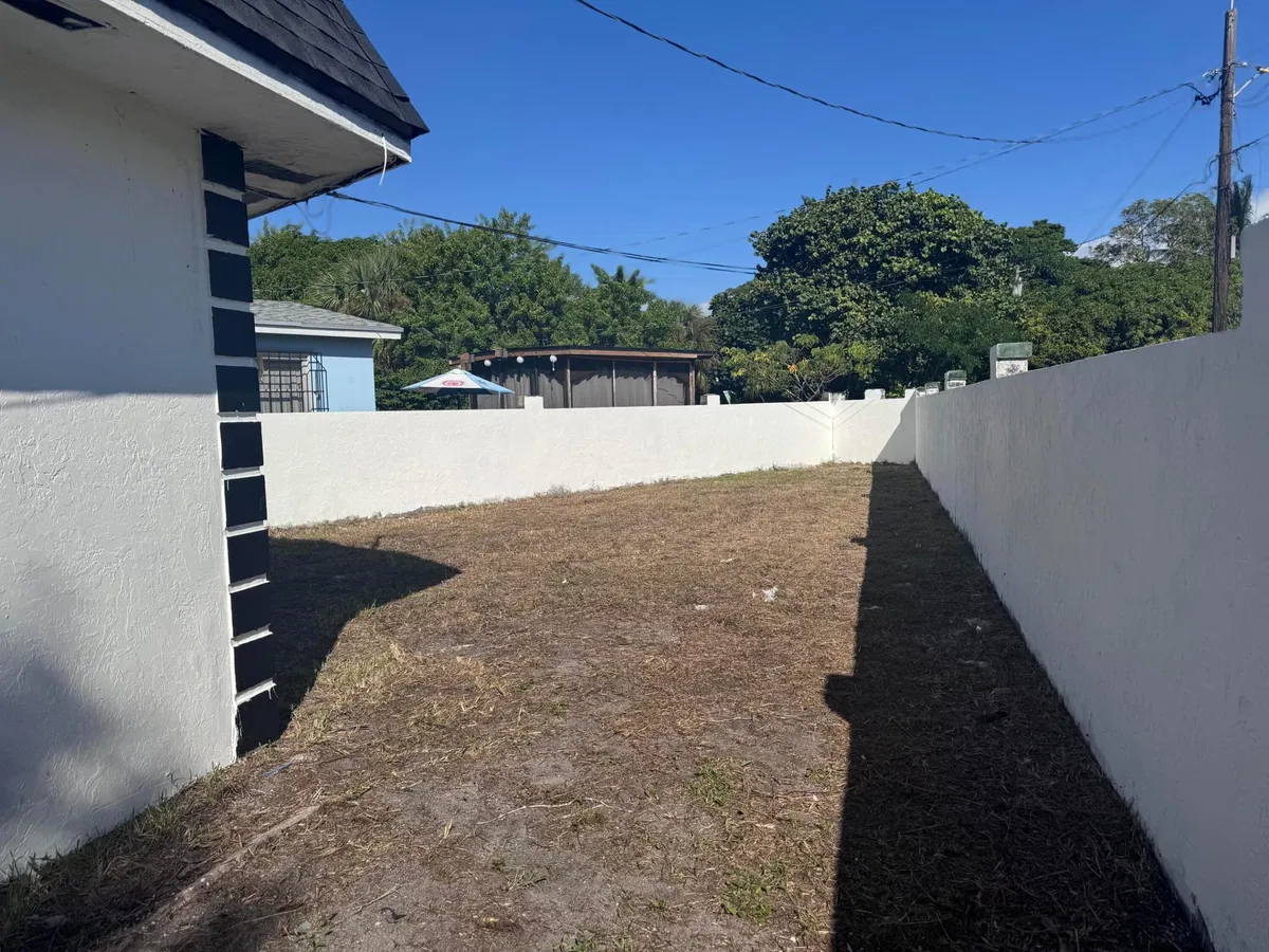 Residence photo 4