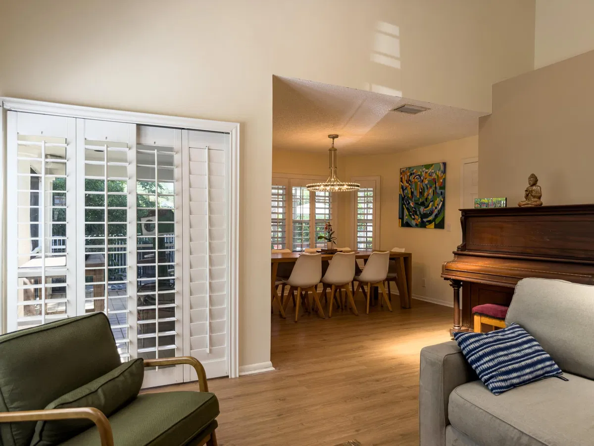 Residence photo 37