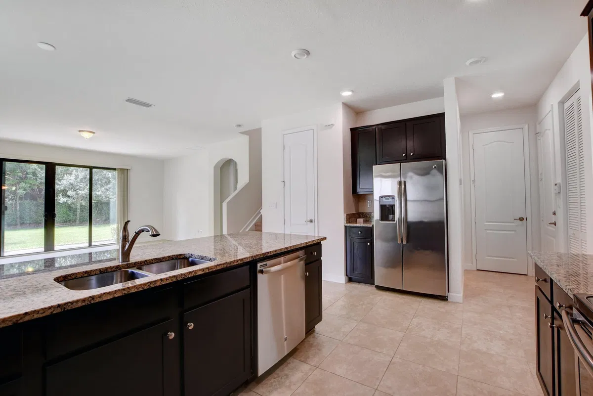 Residence photo 10