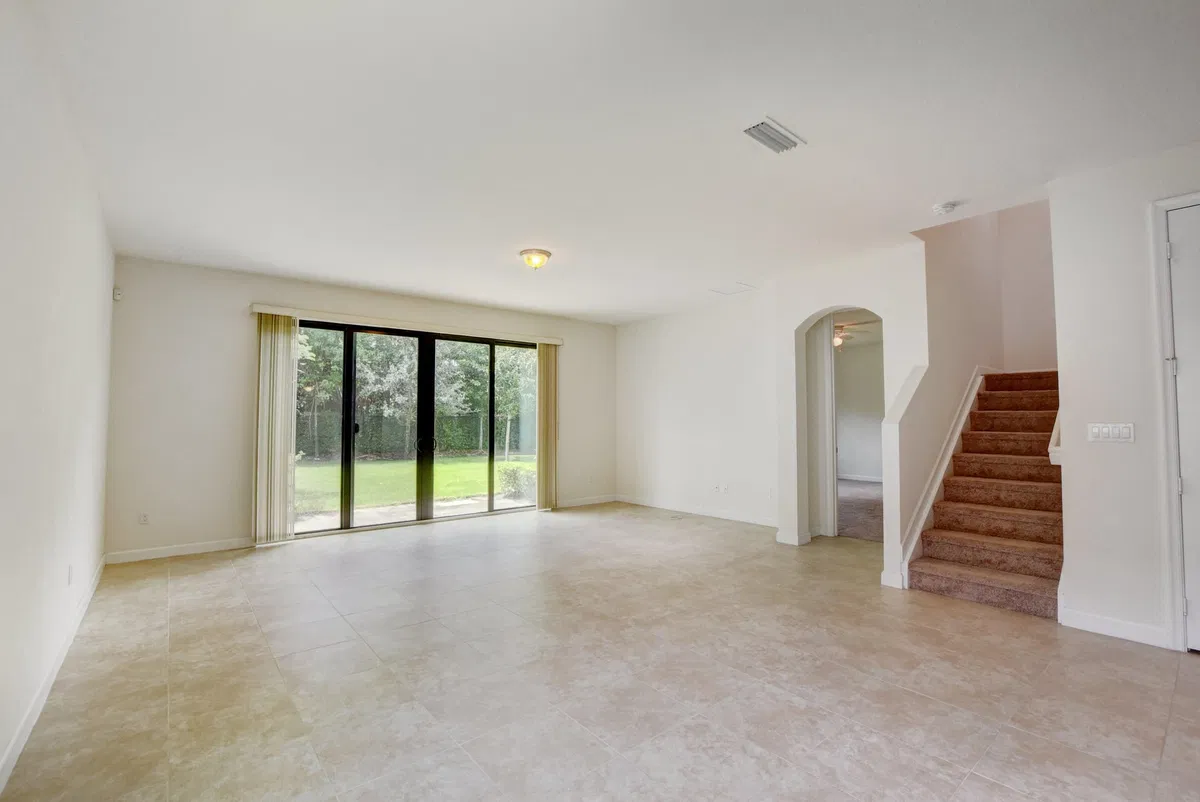 Residence photo 13