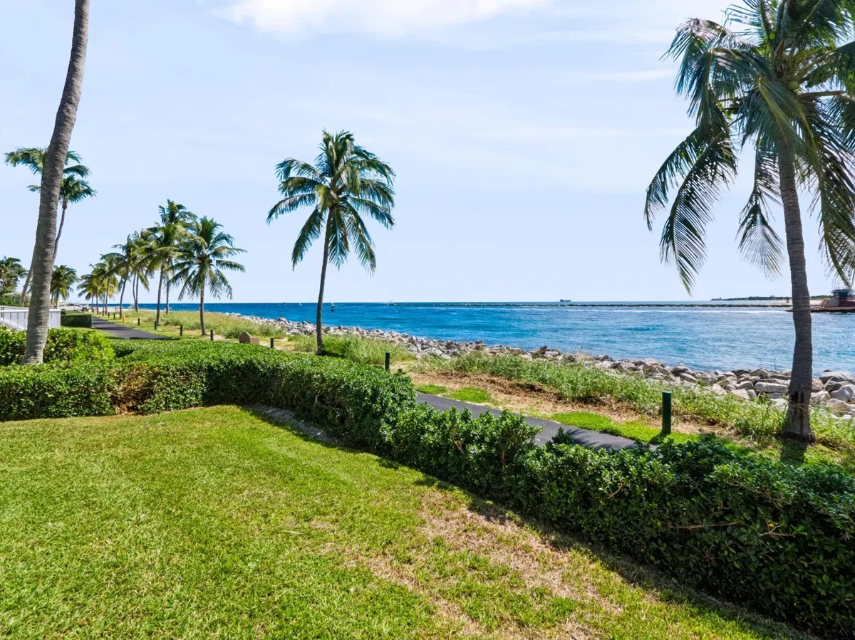 Singer Island Unit 301 photo 37