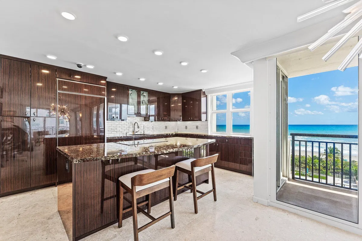 Boca Raton Unit 6A photo 7