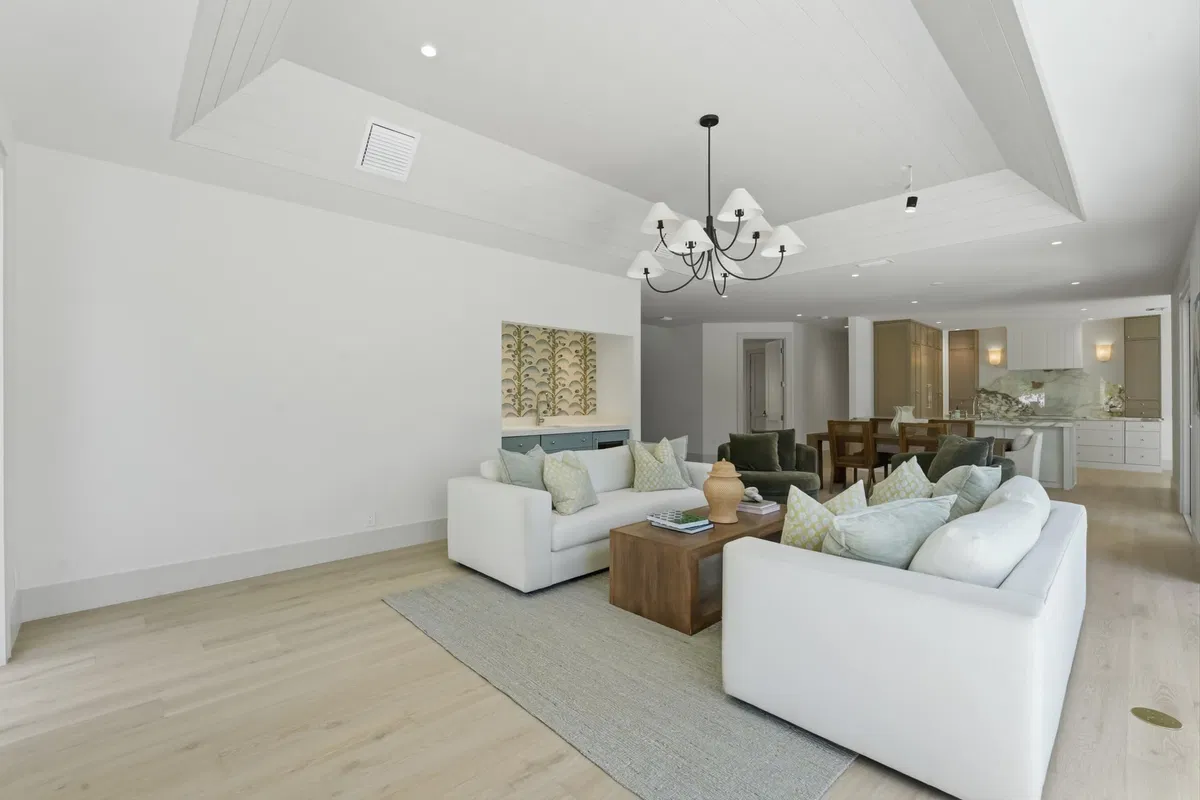 First Fairway Residence photo 13