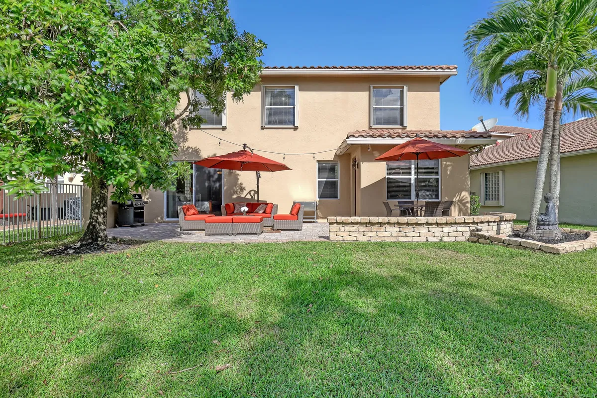 Residence photo 37
