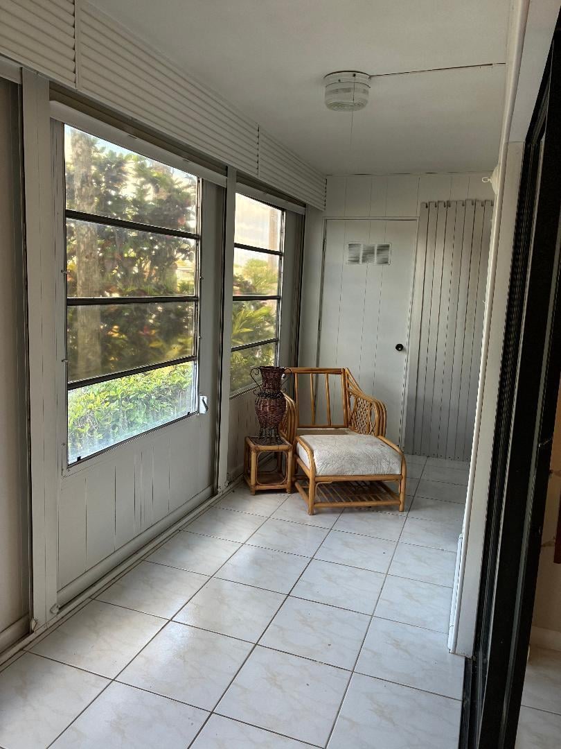 Residence photo 4