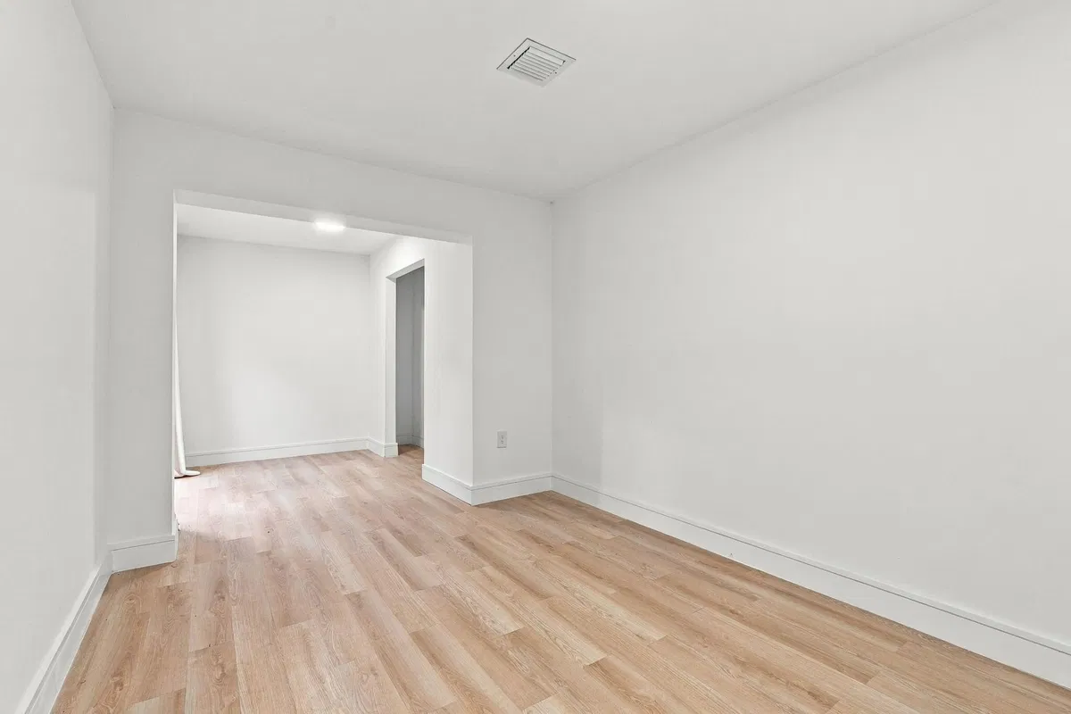  Residence photo 31